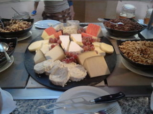 leckeres-buffet-im-hotel