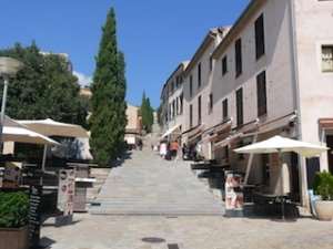 mallorca-sehenswuerdigkeiten-kalvarienberg-treppen